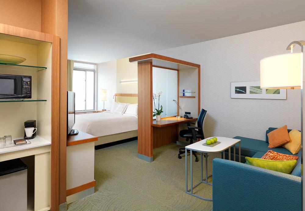 Springhill Suites By Marriott Orlando At Flamingo Crossings Town Center-Western Entrance Four Corners Exterior foto