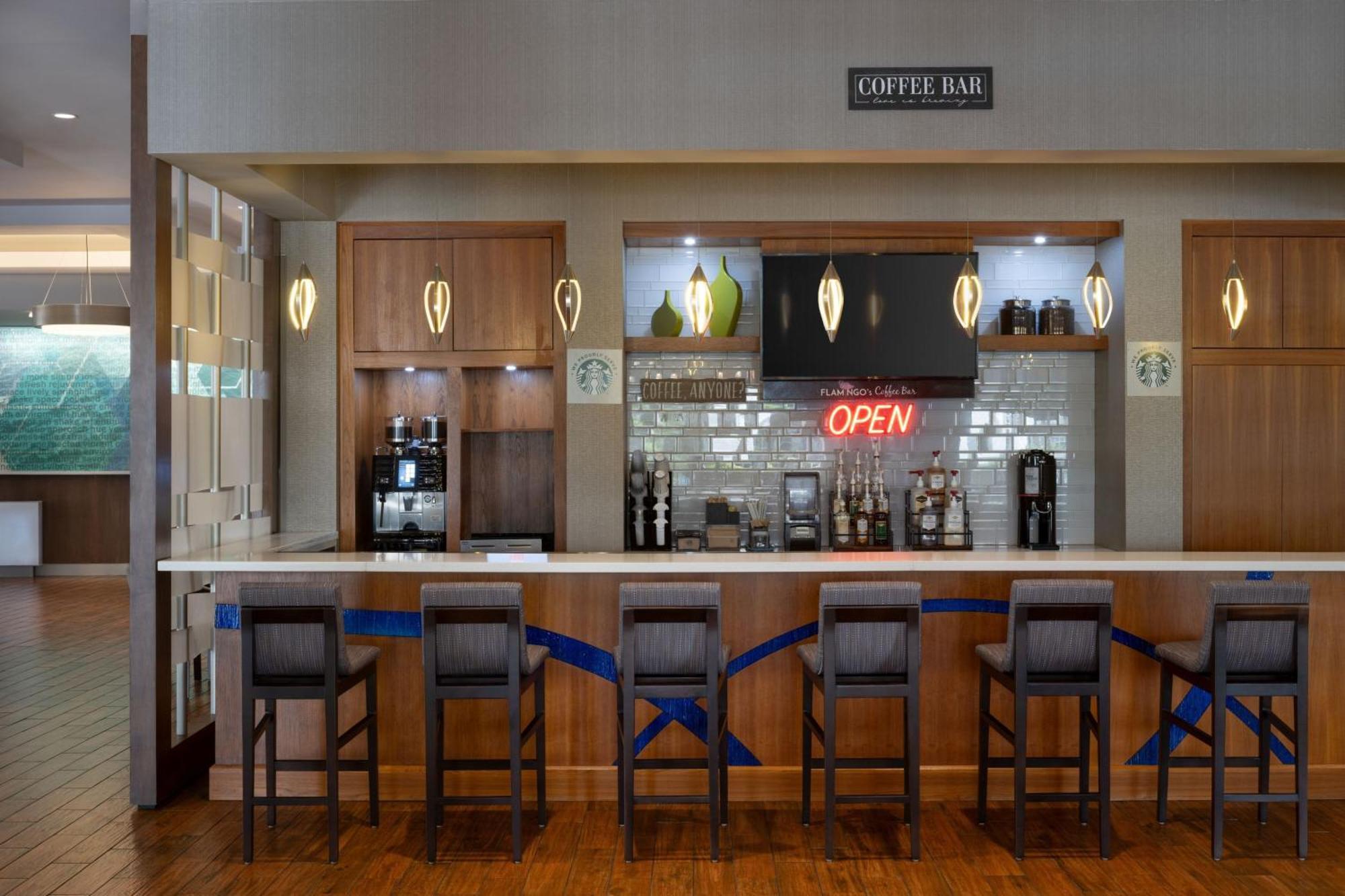 Springhill Suites By Marriott Orlando At Flamingo Crossings Town Center-Western Entrance Four Corners Exterior foto